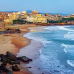 Vue sur Biarritz depuis la côte