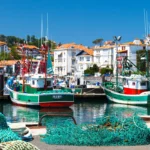 Des bateaux dans le port de Saint Jean de Luz